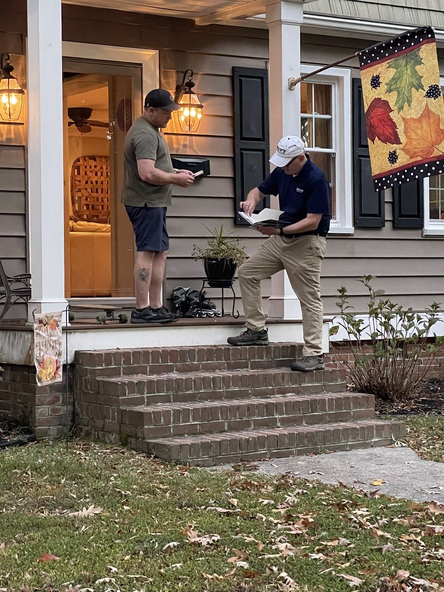 MikeDillenderVA's tweet photo. I finished up my day by knocking on doors and encouraging everyone to vote early. I had a doorknocking first today, I was given a book about how people should  take an active part in political life and honoring our civic duties. https://t.co/4jY8a1JDte
