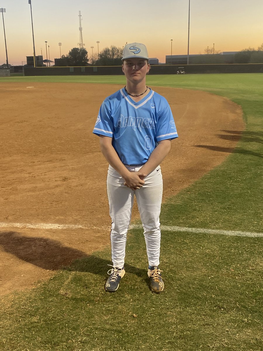 FiveToolAZ's tweet image. .@AZFallClassic F: @Slammersbasball, Wolves
PoG: Collin Pool 2-3, 2 2B, 2R
Pitcher: Hudson Griffith 6 IP, 9K, 4H