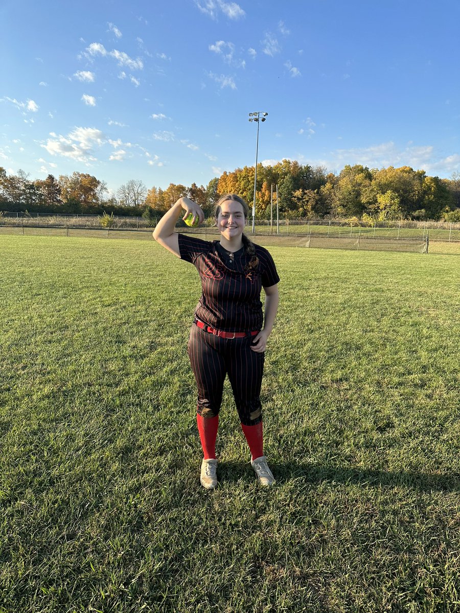 FlamesCincy's tweet photo. Congratulations, Grace, on yet another 💣! This one was another no-doubter. Grace also caught a no-hitter today and didn’t allow a single passed ball while playing 9 innings behind the plate. #FlamesRising https://t.co/5rqO0XUDFY
