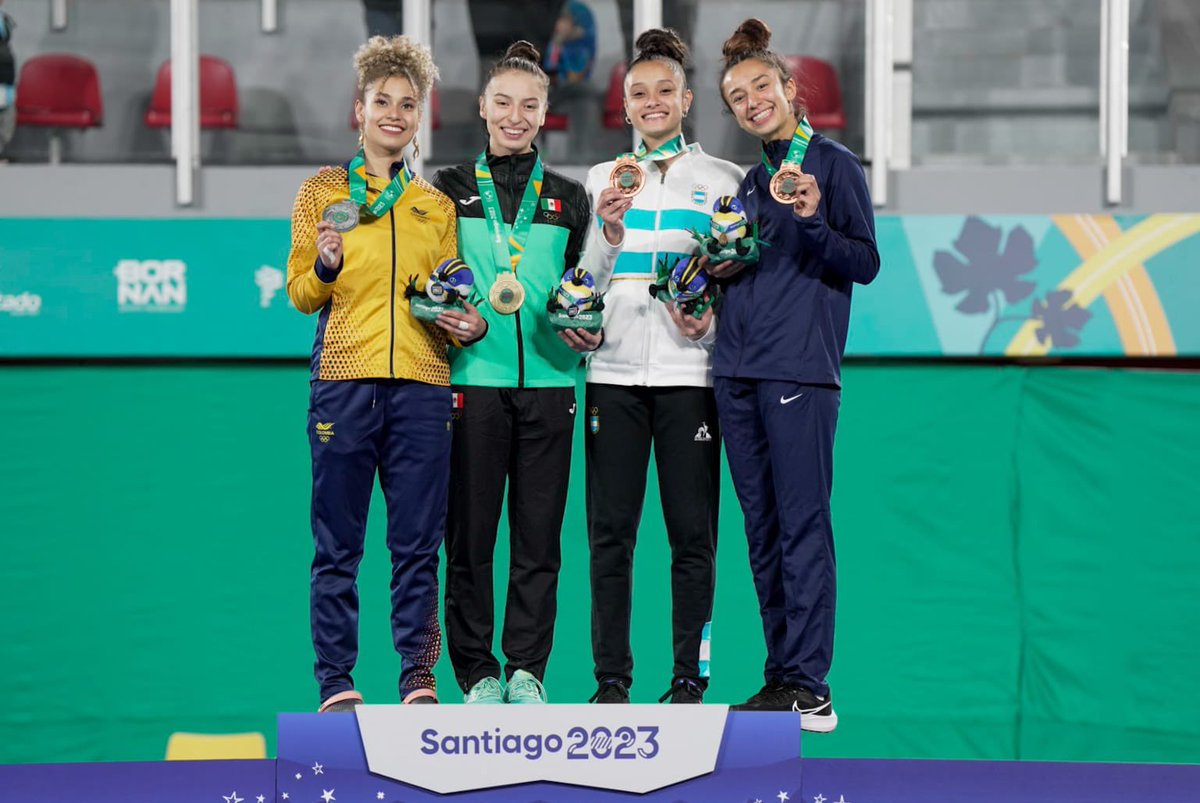 PrensaCOA's tweet photo. #Taekwondo🥋 ¡El taekwondo sumó tres medallas en Santiago 2023! 🙌🏻

https://t.co/Bz3JEIth4A

🥈Lucas Guzmán (-58kg)
🥉Giulia Sendra (-49kg)
🥉José Luis Acuña (-68kg)

#EquipoARG 🇦🇷 #ArgentinaEnSantiago2023 #VamosArgentina https://t.co/wrbk2nl7eI