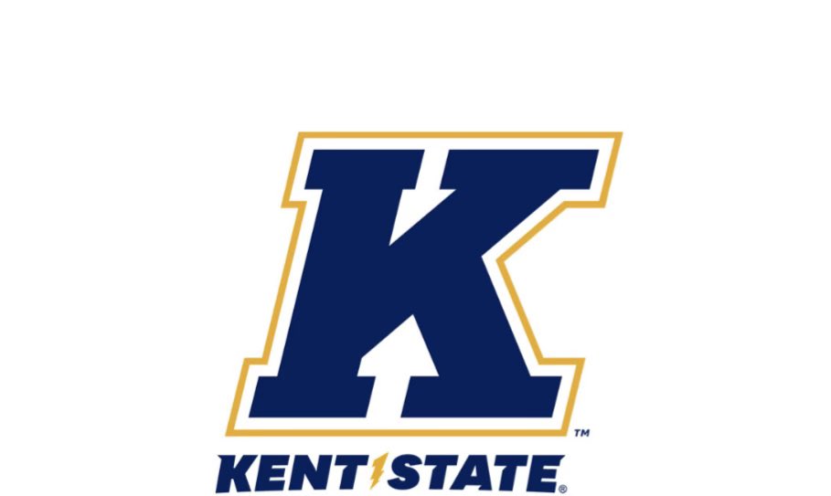 Thank you for a great game day visit with <a href="/Coach_CJBailey/">CJ Bailey</a> and @Coach_Ferrell55 🔵🟡 #goldenflashes🦅
<a href="/SinqueTurner/">Coach Turner</a>
<a href="/EDGYTIM/">Timothy “EDGYTIM” OHalloran</a> 
<a href="/PrepRedzoneIL/">Prep Redzone Illinois</a> 
<a href="/247Sports/">247Sports</a>