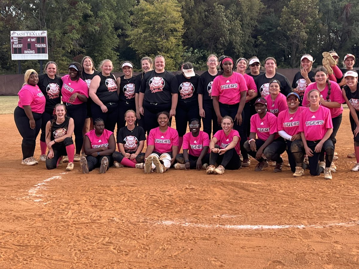 CoahomaSoftball's tweet photo. First Home Opener against North Ark. We wore pink for Breast Cancer Awareness and surprisingly they worn pink as well. 

Game 2 tomorrow at 11AM. https://t.co/lWmW2revi7