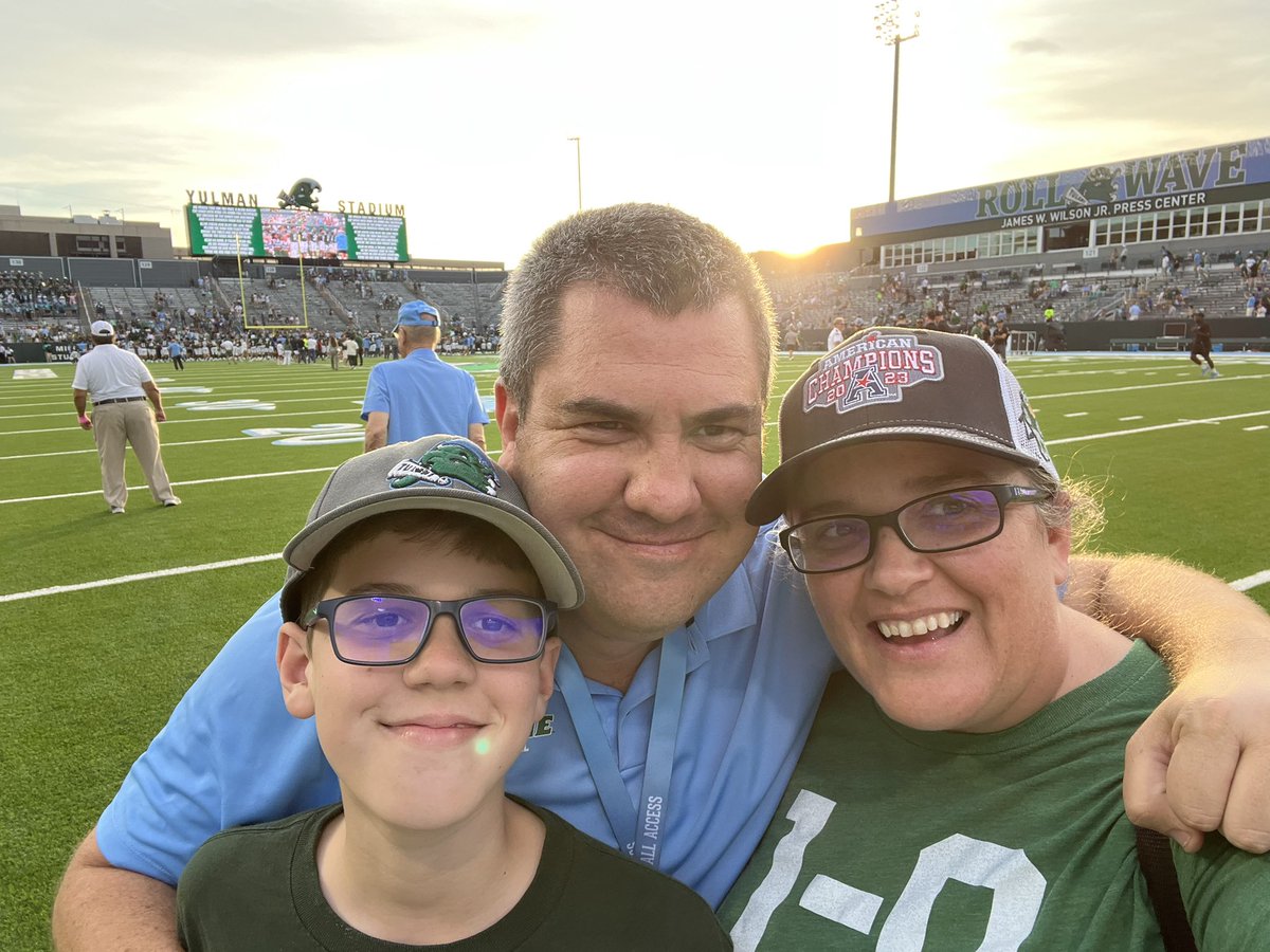 When you’re 1-0… but also #BowlBound. Happy Homecoming, Greenies from @GreenWaveFB #BowlWave🌊