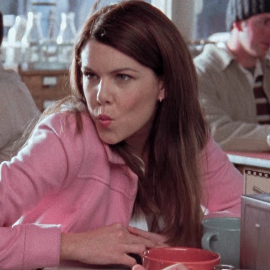 winonaddict's tweet photo. taylor swift wrote this line with lorelai gilmore in mind https://t.co/556BUrDzZb