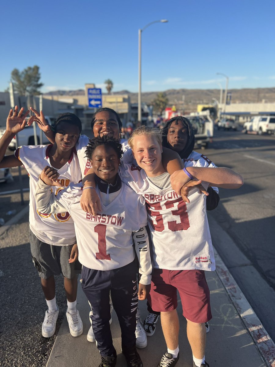 What a great evening for our Aztec Football Program, Our BHS Cheerleaders, BHS Band and the entire City of Barstow! Our Aztecs got to walk the Mardi Gras parade with the Axe held by Demetri Curiel and Our 2023 Homecoming King Semajea Abengowe leading the helm! 

Thank you Barstow