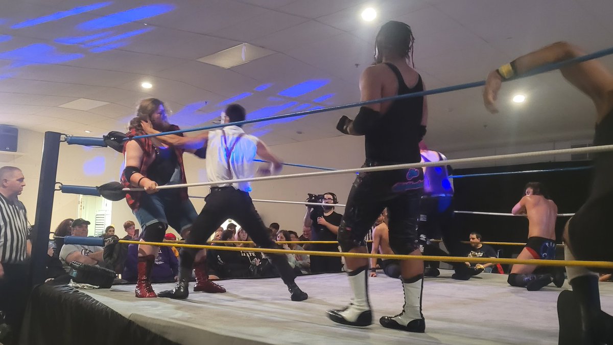 ECWFAN5's tweet image. EVAN WALBRIDGE???????