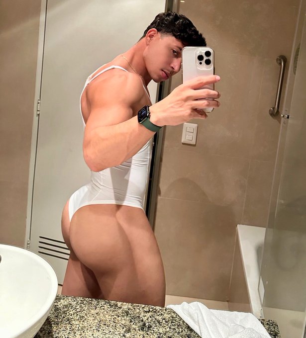 😏 https://t.co/qxjCM2ISCV