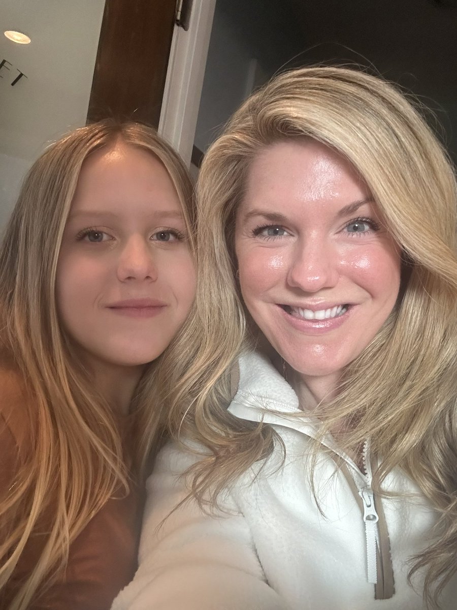 In my #AuntEra and soaking in all the time with my nieces. #proudaunt