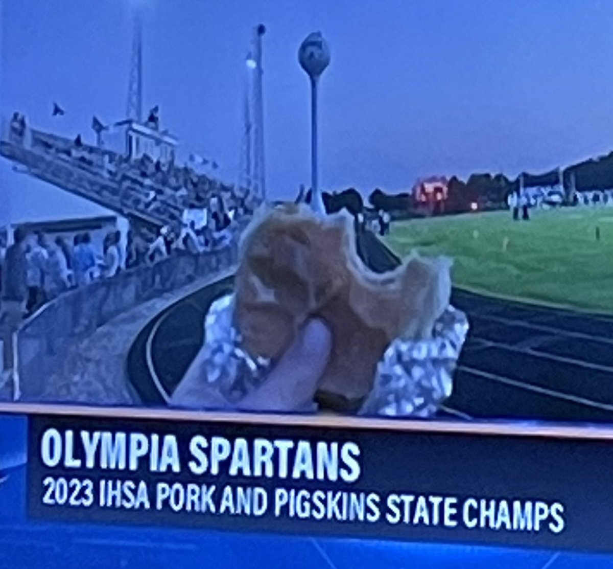 OldSageSupt's tweet photo. Olympia FB IHSA Best Pork Chop sandwich! Had my first one in 1987 while coaching at Mahomet. #NoneBetter @IHSA_IL https://t.co/GycD8BoIz2