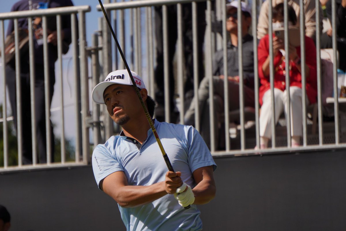 golfnetwork_jp's tweet photo. 日本勢最上位の小平智選手は首位と3打差の優勝射程圏内。
PGAツアーシード獲得への大一番、頑張れーっ🔥🔥🔥
#GOSATOSHI
#小平智
#ZOZOCHAMPIONSHIP #ゾゾチャン #PGAツアー #ゴルフ #ゴルフネットワーク https://t.co/RAnfGYSPRL