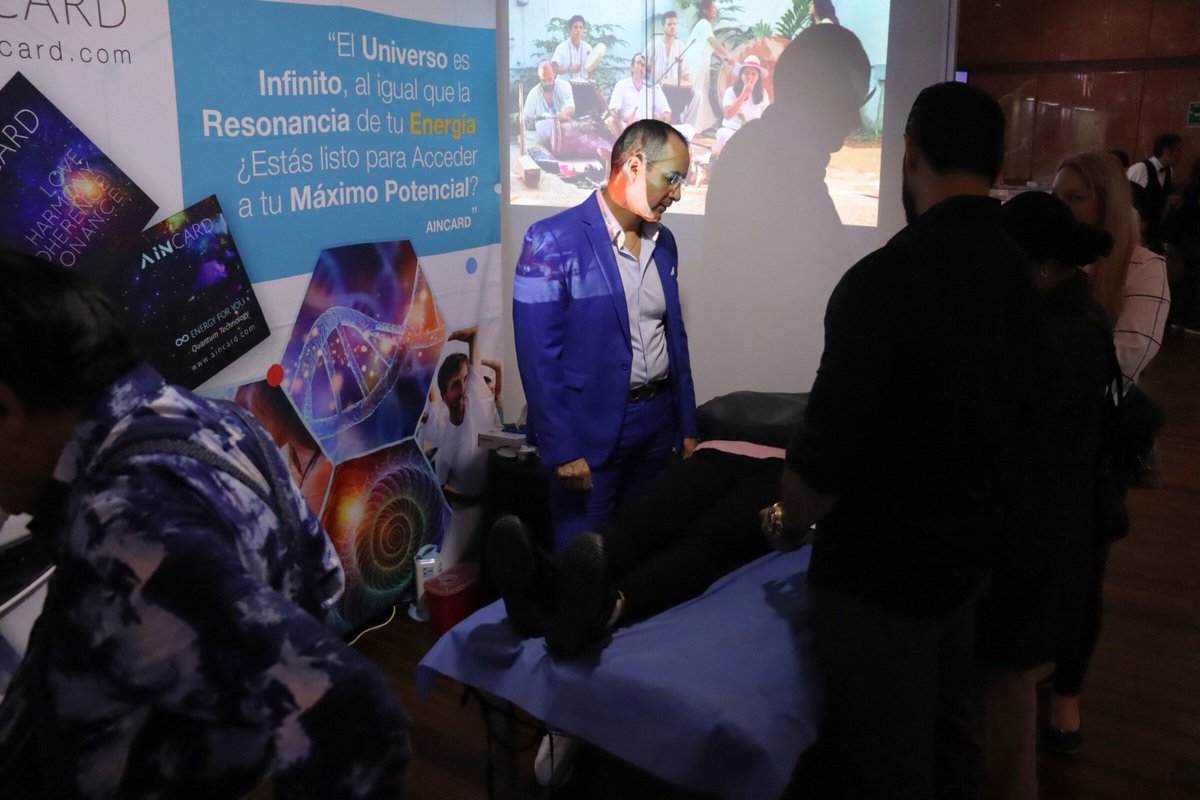 ClubFranceMx's tweet photo. XXVII Congreso de Medicina Estética, Cirugía Estética y Obesidad.
@CPMEcomecisa

Un placer recibirlos en nuestras instalaciones.
#ClubFrance #Eventos #ColegiodeProfecionalesenMedicinaEstetica https://t.co/4ykRGlPEb4