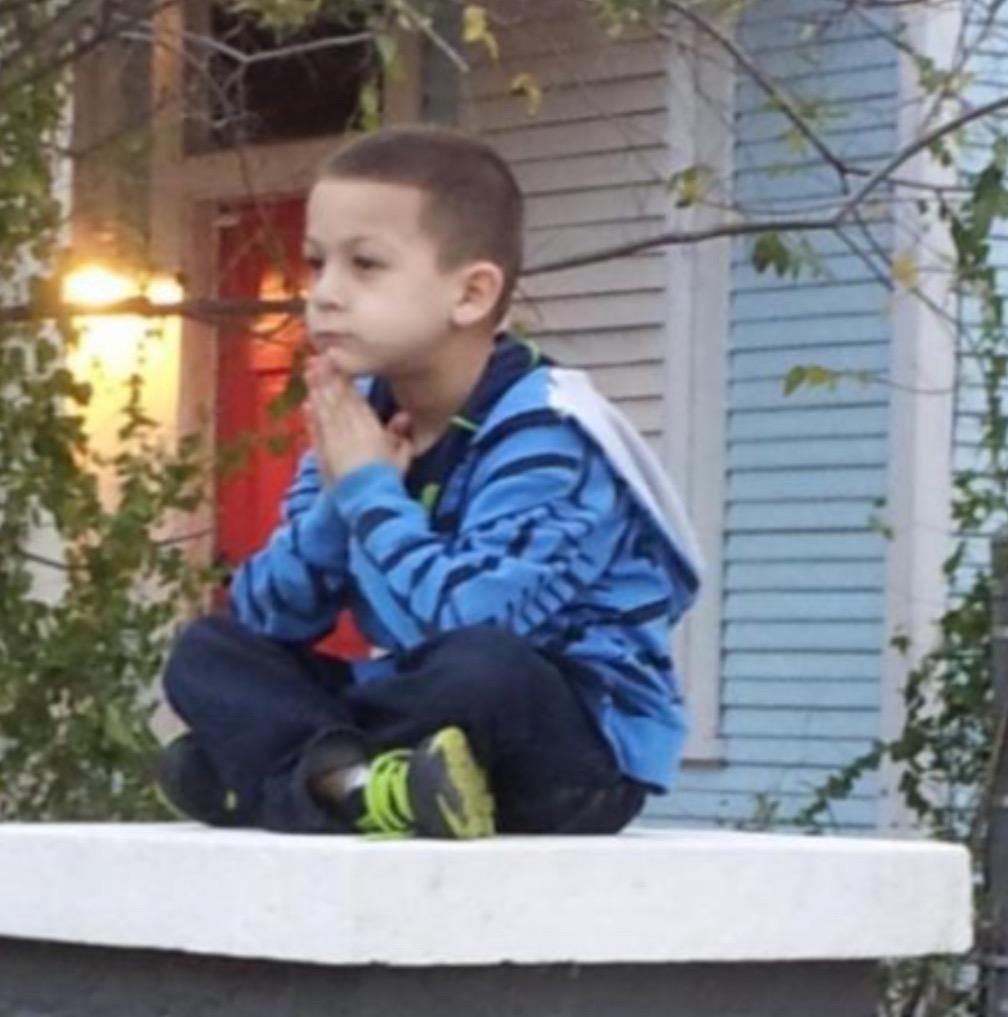 LFHSBoysBKB's tweet photo. MEET YOUR FALCON

Class of 2025
#4
Gio Galvan

Favorite NBA team: @HoustonRockets
Favorite NBA player: @russwest44
Favorite basketball shoe: @KDTrey5 13
Favorite food: Tostadas

#FalconBasketball
#DFVII https://t.co/Cm7PU6c5hZ