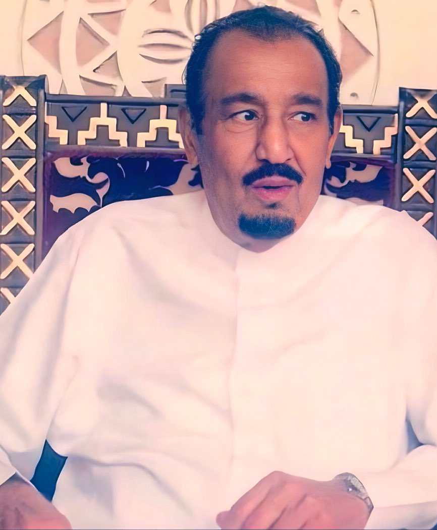 تسعة أعوام من الامن والرخاء في عهد خادم الحرمين الشريفين والدي الملك سلمان بن عبدالعزيز آل سعود ، حفظك الله سيدي واطال في عمرك .

 snapchat.com/add/hrh.mbs