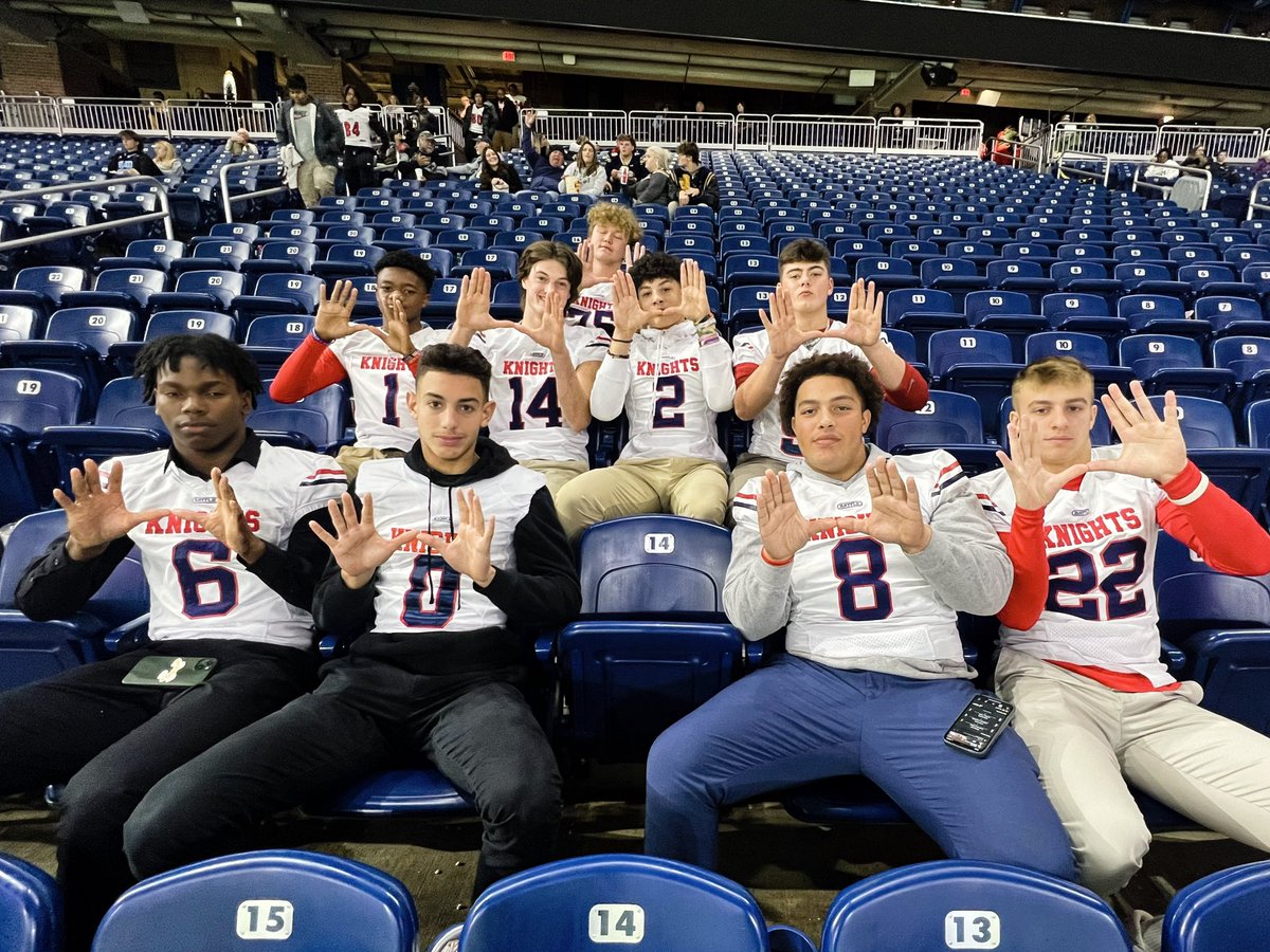 University Liggett Athletics (@liggettsports) on Twitter photo Congrats again to our Liggett Football Catholic League Honorees with <a href="/qterback5/">Kevin Glenn</a> : <a href="/JermaineCallow5/">Jermaine Calloway</a> <a href="/drew_j_1921/">Drew Johnson</a> <a href="/ZachHill248/">Zach Hill</a> <a href="/SantinoGc/">Santino Cicarella</a> <a href="/NikkosDavis/">Nikkos Davis</a> <a href="/GStacy622/">Gary Stacy</a> @MarvinHartfiel3 Jordan Stefanides, And Liam Kurtz‼️ #GoKnights 🏈 Congrats again to our Liggett Football Catholic League Honorees with <a href="/qterback5/">Kevin Glenn</a> : <a href="/JermaineCallow5/">Jermaine Calloway</a> <a href="/drew_j_1921/">Drew Johnson</a> <a href="/ZachHill248/">Zach Hill</a> <a href="/SantinoGc/">Santino Cicarella</a> <a href="/NikkosDavis/">Nikkos Davis</a> <a href="/GStacy622/">Gary Stacy</a> @MarvinHartfiel3 Jordan Stefanides, And Liam Kurtz‼️ #GoKnights 🏈