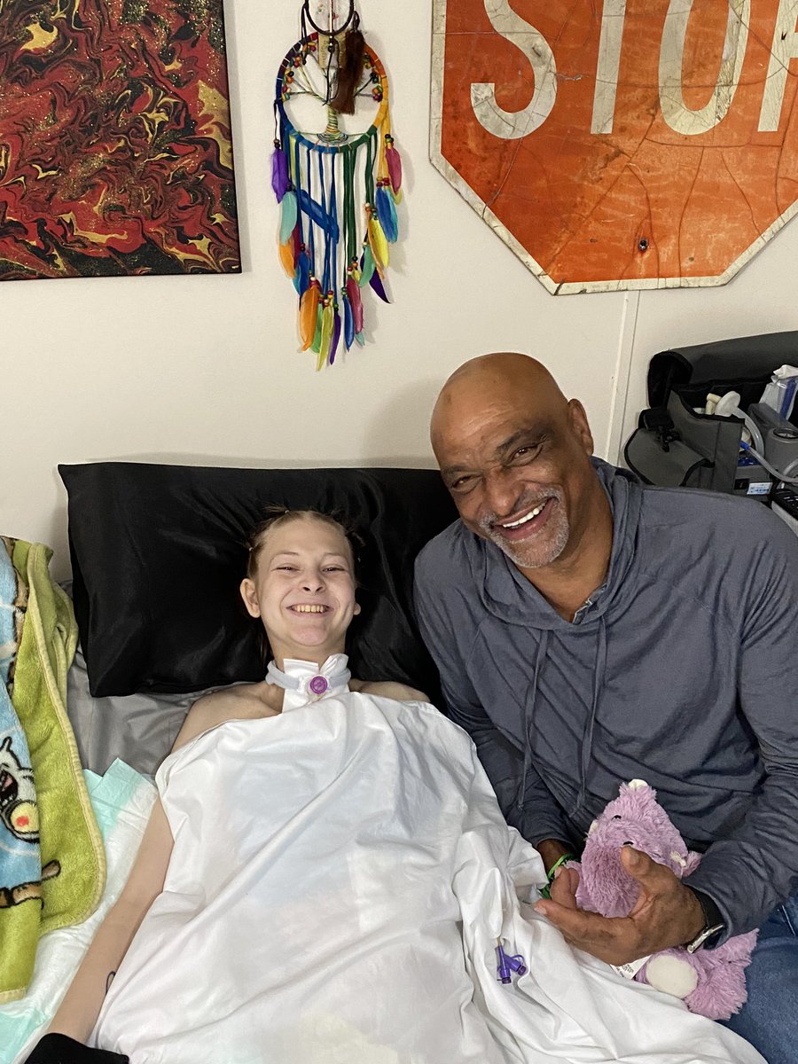 Lisa22039871's tweet photo. @DarrylTalley Gabby really enjoyed meeting you (as did I) you had her laughing and smiling more than I have seen in quite awhile thank you so very much from the bottom of my heart I can never repay you for the amount of joy that you brought to her https://t.co/uuXCX4PWfX