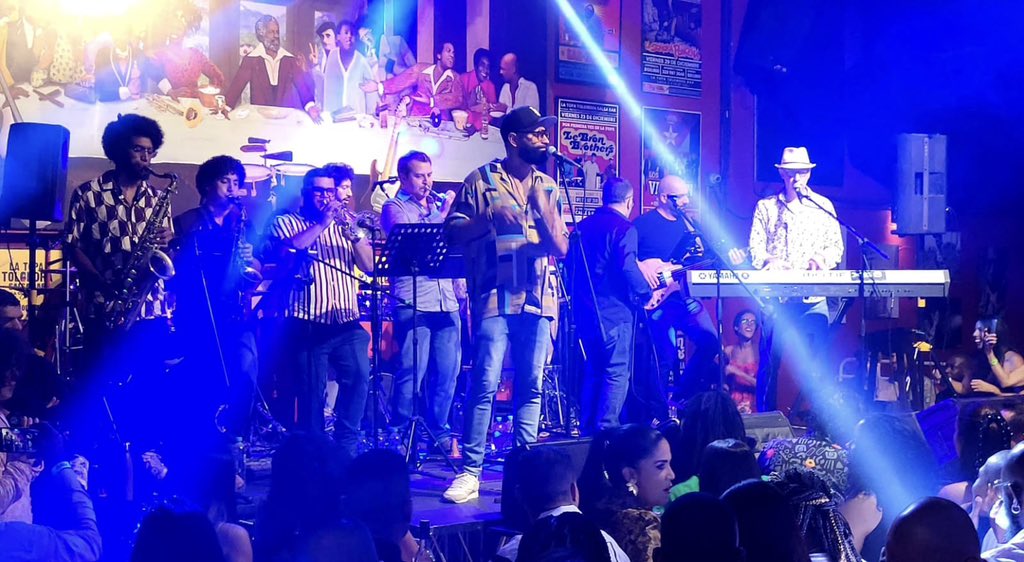 Gracias Cali … Gracias Topa Tolondra … que increíble el público caleño … maravillosa experiencia.