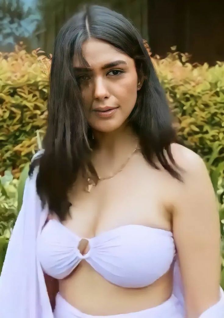 F9AqmnyXMAAQEGI?format=jpg&name=medium