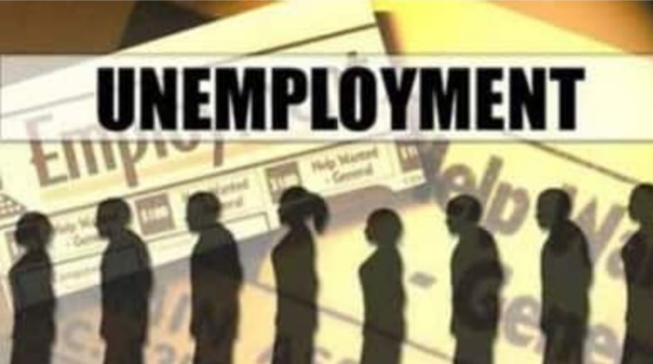 DTuljapurkar's tweet photo. #BankRecruitment
#msbef
@alashshukla
@nsitharaman
@pbhushan1
Youth is committing sucides for want of jobs. is Government not responsible for this. Alone in banking more than 2 lac vacancies are there . We demand Recruitment https://t.co/u7eYrxwZ8K