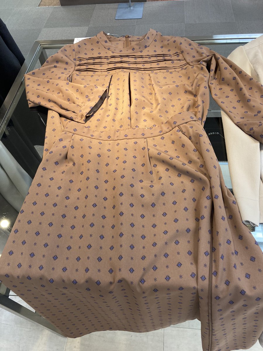 piyopiyo_2024's tweet photo. 買っちゃった😆
衝動買い。
だって、持ってない色味だからね。
営業職だからね。
#TRANSWORK
#佐賀玉屋 https://t.co/lO0Qqib0pv