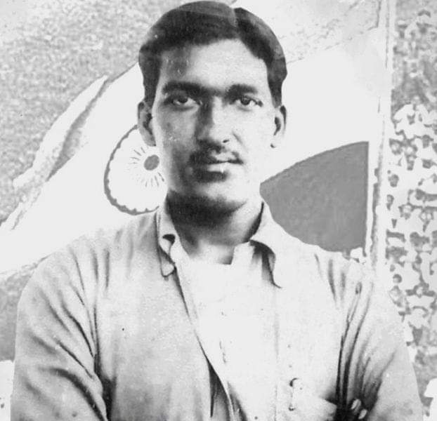 जंग−ए−आज़ादी के नायक अमर शहीद अशफ़ाक़ उल्ला ख़ाँ जी की जयंती पर सादर नमन।