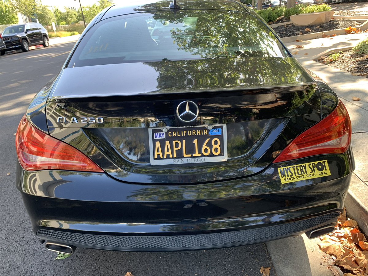shaobin_t's tweet photo. Apple 一路发。 richer along the way :) https://t.co/nKraQhZY5t