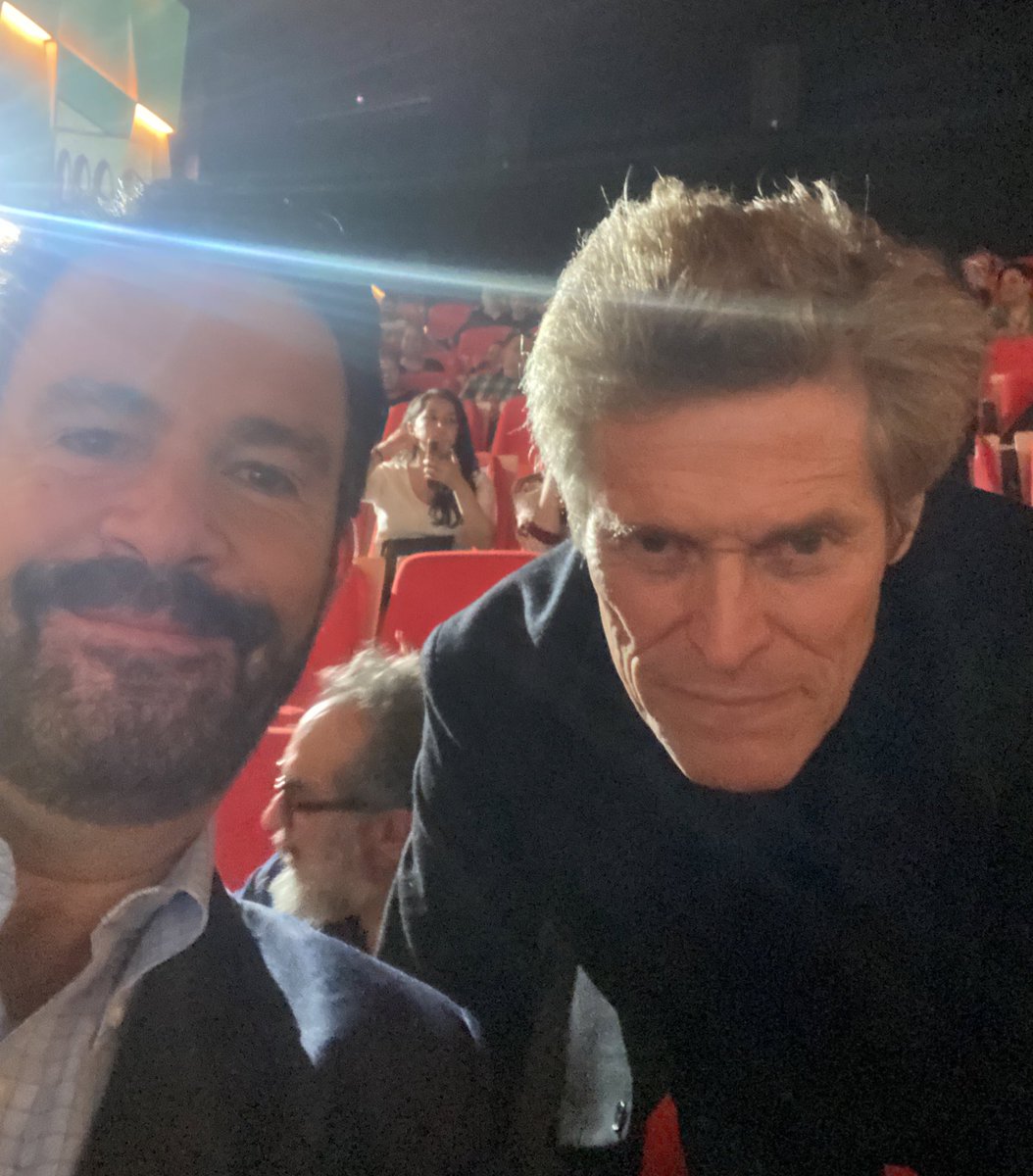 beltrandelrio's tweet photo. Con el gran Willem Dafoe https://t.co/6LBFL8huxl