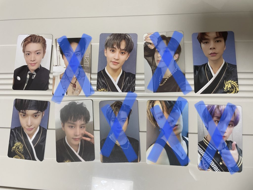 sell202311's tweet photo. 엔시티 포카 양도합니다
디엠주세요 https://t.co/y9xlqxFDQF