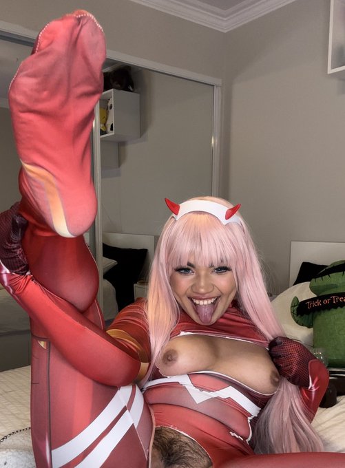 🚨Cosplay JOI alert🚨 I feel like this cosplay deserves a whole pov video😅 https://t.co/RfwHBpNSmz