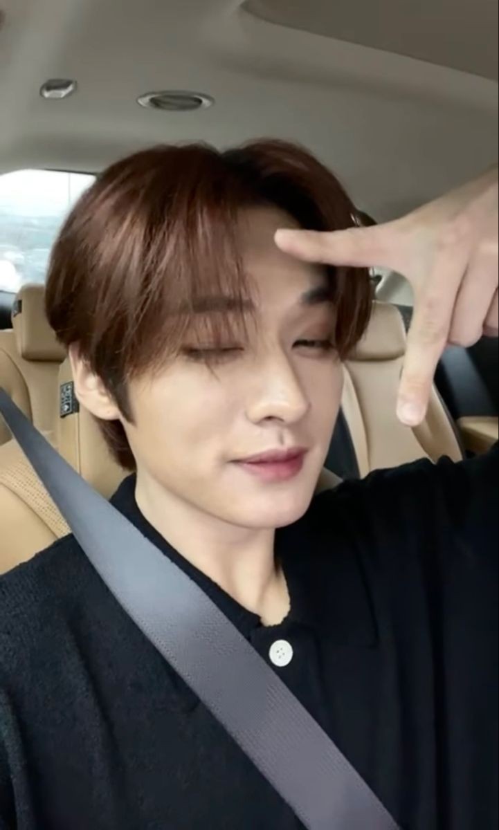 00SMDHJH's tweet photo. ㅤ

                 TRVSLEE.⠀ sns update
                 1 1 : O 7 PM     |     1O/22/23
               ❝ Off from duty, will drop off to the nearest cafe and might treat myself with Matcha Latte. ❞

ㅤ https://t.co/bP3WWiqO5o