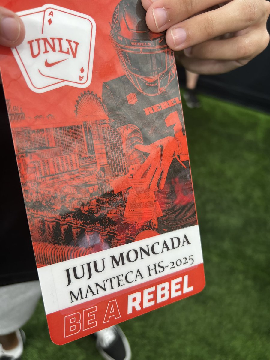 🙏 Thank you Rebels recruiting @JaydenHuberUNLV & Coaches @bradodom @Coach_LawsJR for hosting me #Blessed #BeaRebel ☑️ @unlvfootball got the W ☑️ @jacobdejesus21 was on 🔥 ☑️ Met coaches @dalex3333 @MantecaFootball @mvarnum66 @rpenirian87 @BlackHatFootbal @_Vc_209