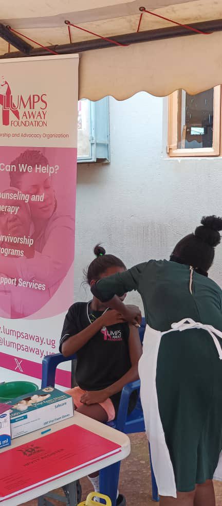 AwayLumps's tweet photo. Grateful for the amazing day we had at the #pinkoctoberug Cancer screening camp in partnership with @CISS_UGANDA, @NamaWellness
Services provided; Breast cancer examination, Cervical Cancer screening, HPV vaccination & nutrition assessments
@MinofHealthUG @UgCancerSociety https://t.co/sJrm8lIWtU