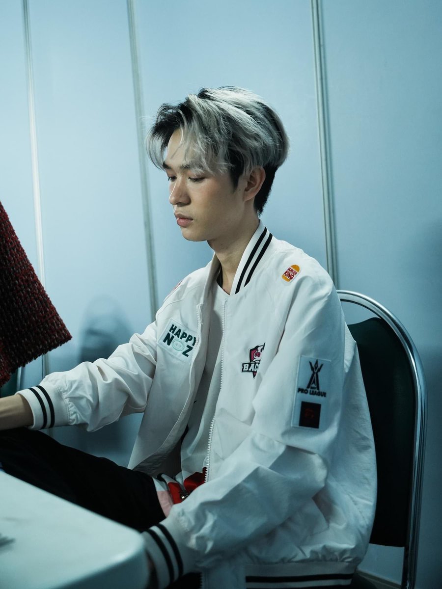 หนุ่มๆ เตรียมลงสนามกันแล้วนนะ 🥓

 #ทีมBaconTime #RPL2023Winter