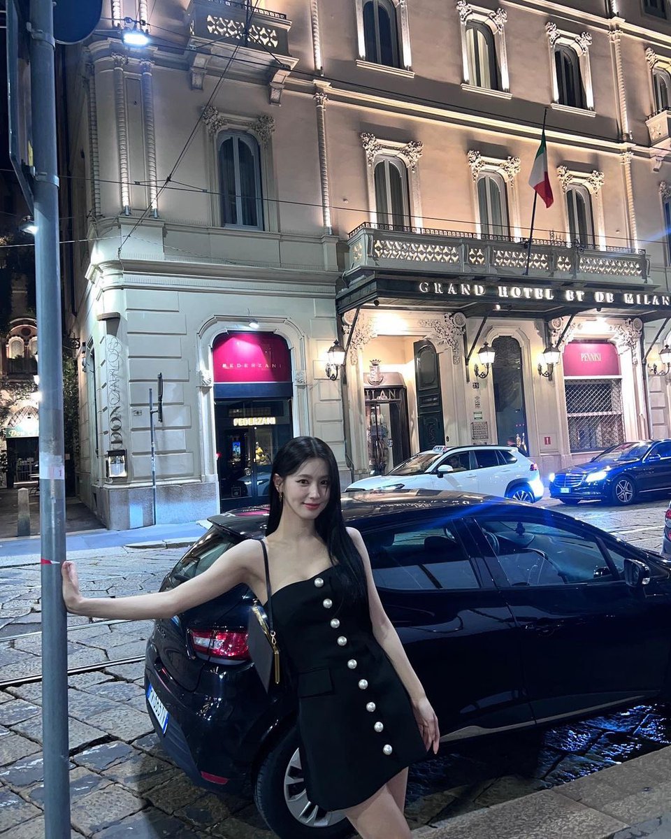 EGIRLIDLE's tweet photo. gf vibes https://t.co/CKU4G8XuNR
