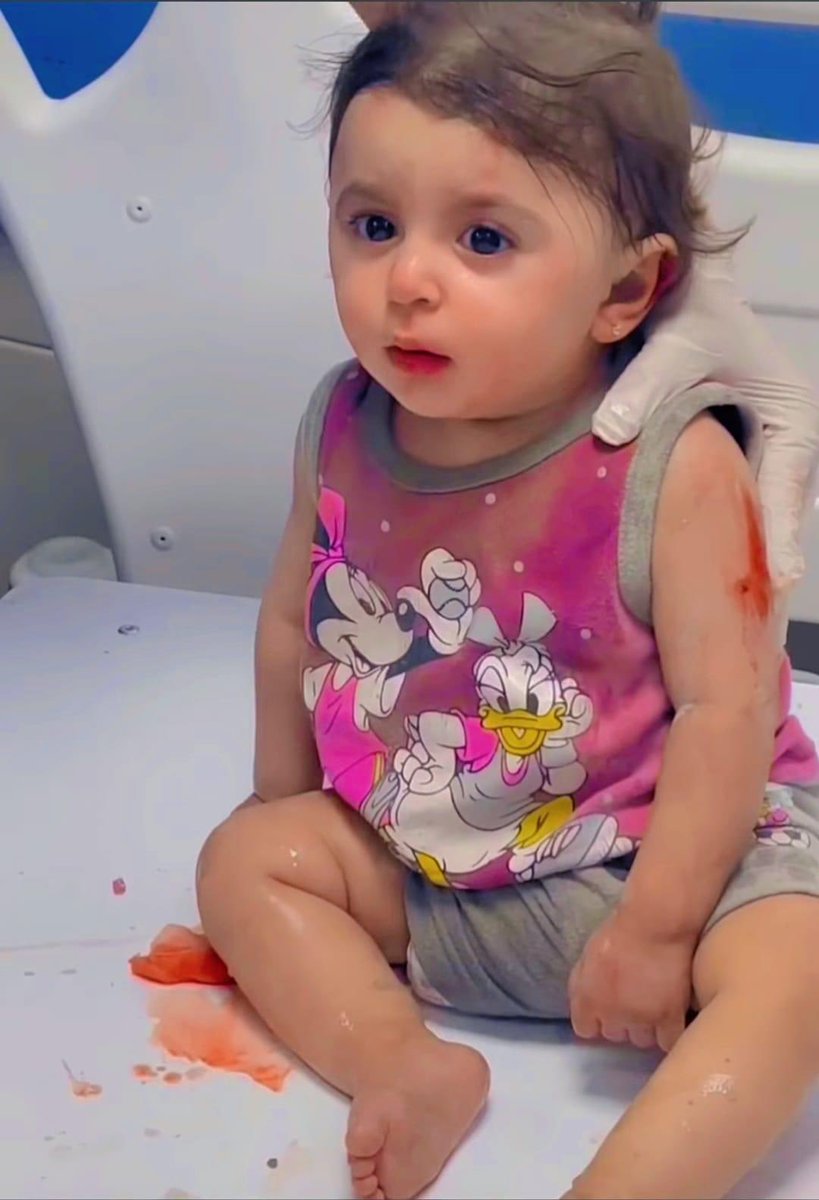 magedatef75's tweet photo. Her eyes 💔

#Gaza 
#Gazabombing https://t.co/9uuSEplgw4