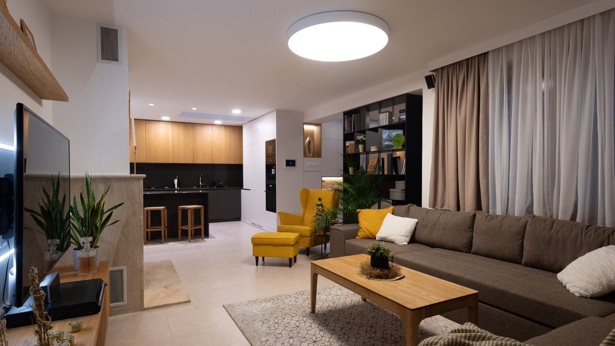 LuxeSnuggles's tweet photo. Timeless living rooms stay for the long haul. 
https://t.co/mq7xpaj5JD
#wearecosmocasa #home #livingroomdecor https://t.co/mqOBRm6Zui