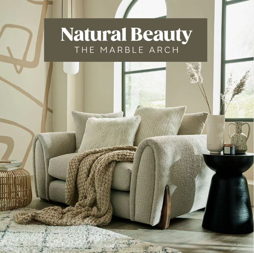 AbbotsinchSP's tweet image. Snuggle up this winter in the luxurious Marble Arch sofa from @sofology. Classic and chic, it comes in 9 colours and 2 fabric options so you can find the optimum 'cosy vibes' for your abode. Get ready to hibernate in style!

#sofasnuggles #sofology #sofagoals #fabricsofa