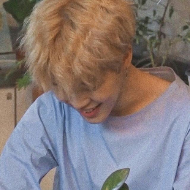 KOOKI3SLUVR's tweet photo. we are back in business everyone https://t.co/JA5m0onOdJ