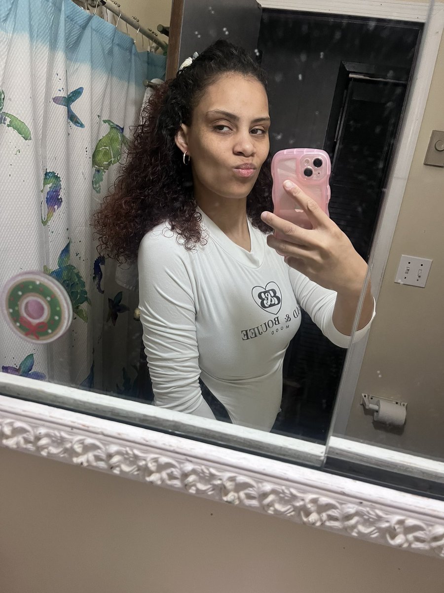 gabriellem68432's tweet photo. Im a one and only Bitch💦 https://t.co/uOyIKaQY9v