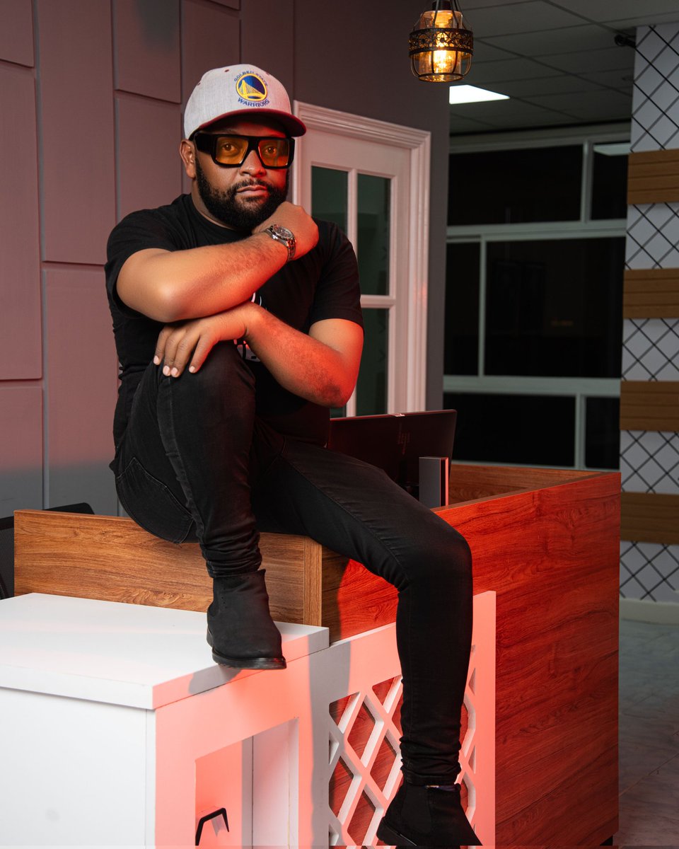 DrMbuvi's tweet photo. When Greatness Calls,
Heed the Call,
When Greatness Calls,
It's the Voice of God.
#WhenGreatnessCalls 
📸 @statusstudios https://t.co/gKrNC5Hz7z