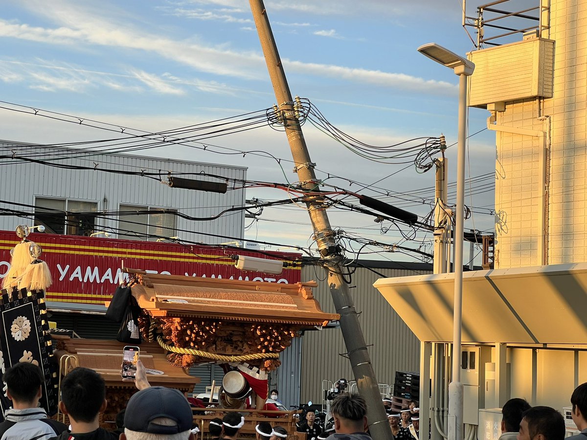 The__Spectre__'s tweet photo. 根本からバッサリ https://t.co/9TnvSJzC3R