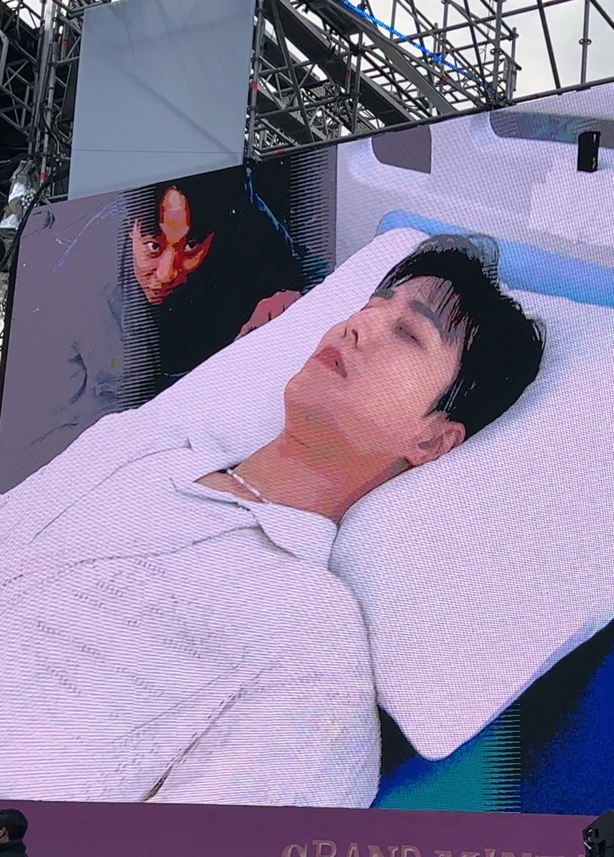 ㅁㅊ 영현잌ㅋㅋㅋㅋ소란 무대니옴