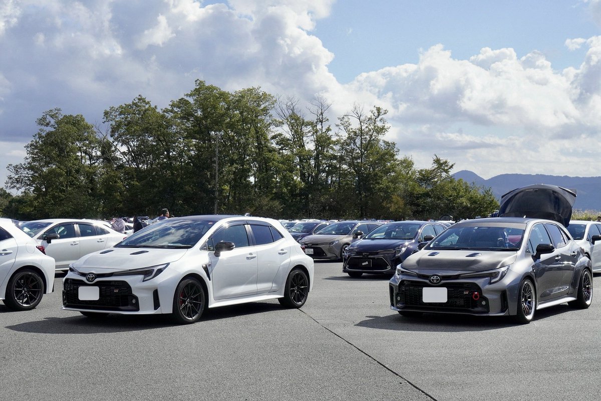 kkgrc1515's tweet photo. カロフェスに初参加して来ましたー!
#GRカローラ #GR #grカローラ #grcollora #toyota #collora #FSW
#カロフェス富士で会いましょう
#カロフェス
#カローラ https://t.co/CwGO8cJ4oD