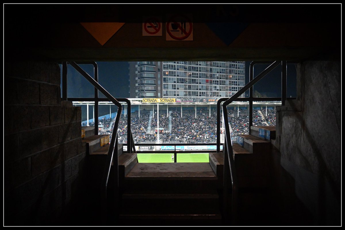 KalkarOnTour's tweet image. ⚽️ @SportCharleroi - @official_rafc 
🏆 @ProLeagueBE 
📅 21-10-2023 
🏟 Stade du Pays de Charleroi

#CHAant #RCSC #RAFC #Groundhopping #OnTour #België