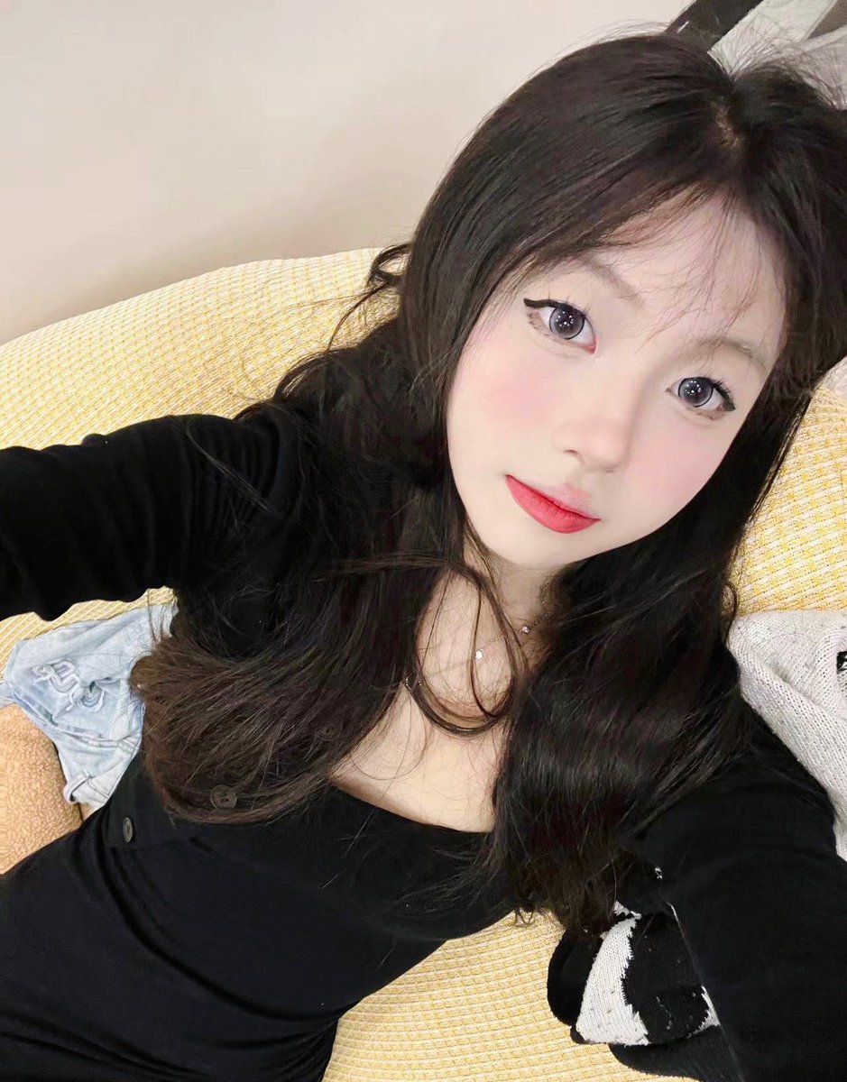 bevgadams's tweet photo. 点击置顶推文获取妹妹联系方式)

地区：合肥瑶海区
年龄:00后
可上门也有课室
价格:6张次8张全套  20-25张包夜
服务:69口爆，无套，车震，制服，jk黑丝鸳鸯浴，乖巧听话，B紧，臀推鸡鸡 老汉推车
#合肥约炮 #合肥兼职 #合肥同城 #合肥资源 #合肥外围 #合肥援交 https://t.co/J4K3IprCTv