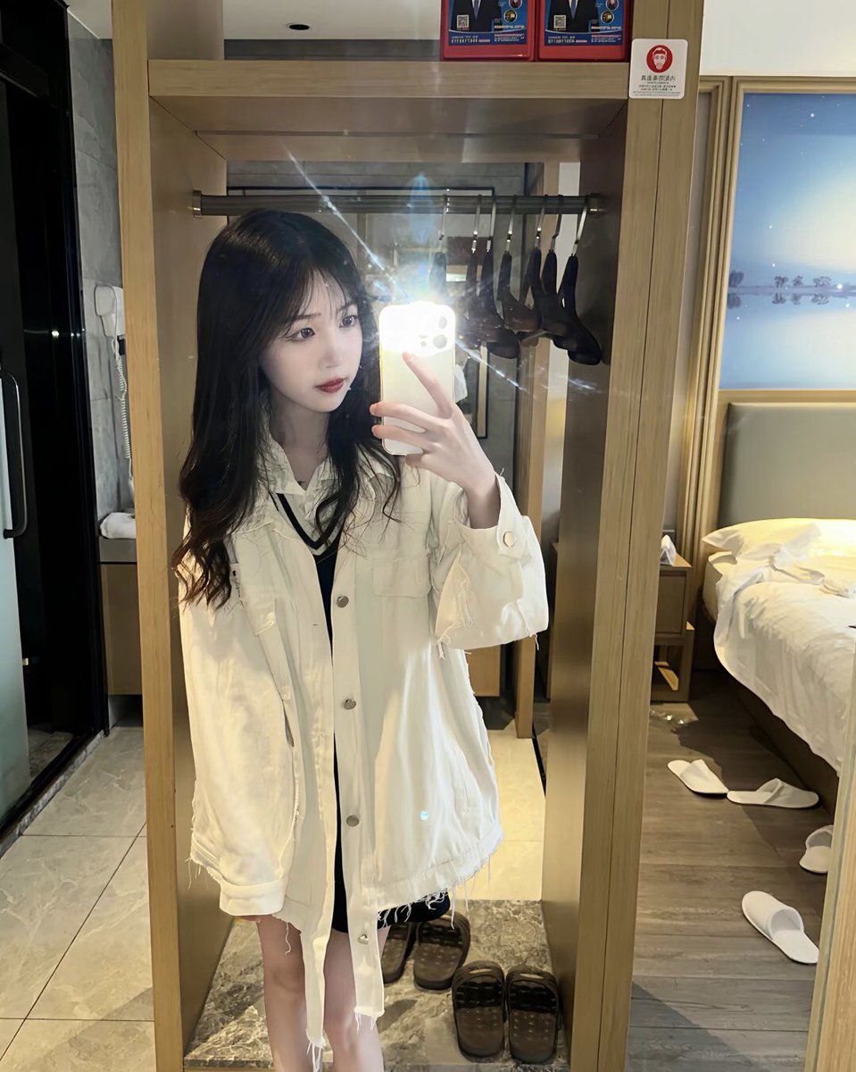 bevgadams's tweet photo. 点击置顶推文获取妹妹联系方式)

地区：合肥瑶海区
年龄:00后
可上门也有课室
价格:6张次8张全套  20-25张包夜
服务:69口爆，无套，车震，制服，jk黑丝鸳鸯浴，乖巧听话，B紧，臀推鸡鸡 老汉推车
#合肥约炮 #合肥兼职 #合肥同城 #合肥资源 #合肥外围 #合肥援交 https://t.co/ErHT1445OC