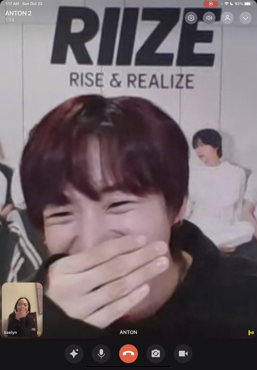 kaelyn🦕 tweet media