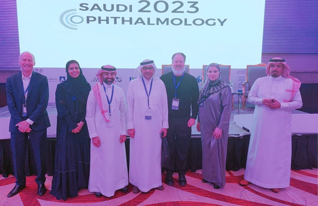 Doctor_Waleed's tweet photo. تشرفت بالامس السبت بتقديم ورقة بحثية في مؤتمر #طب_العيون_السعودي @Sophtha2023
في #الرياض..
عن ليزك ما بعد سن الـ 40 للتخلص من نظارة القراءة في #مستشفى_النخبة @elitehospit

 #Saudiophthalmology
#SO2023
#GreenSO2023 #SaudiOphthalmology #SO2023 #Green_Riyadh https://t.co/QPQqKisaBv