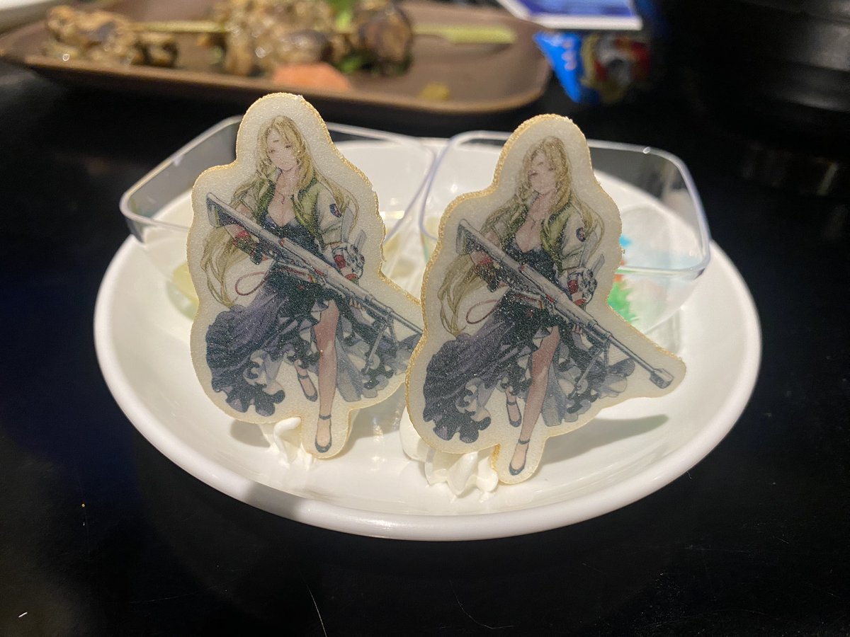 dodechan2008's tweet photo. ミルク×オペラさん×2！！！！
食感すげーただのミルク！！！！
最高のコラボカッフェでした♡ https://t.co/0CJoFj9cha