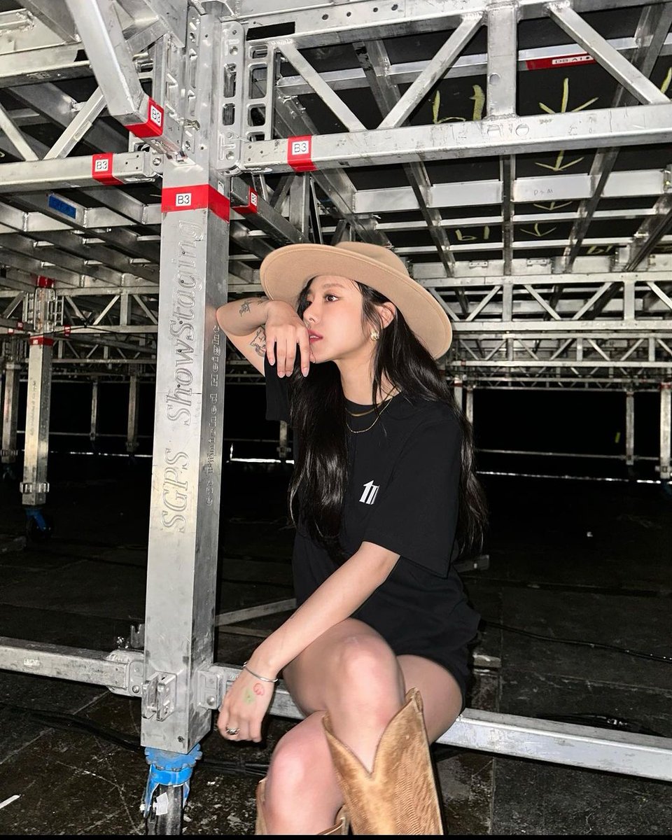 ourshannah's tweet photo. ⠀⠀[📸] @𝒚𝒐𝒖𝒓𝒉𝒂𝒏𝒏𝒂𝒉 posted on instagram #sdzfeed

Thank you, Brisbane!! See you again tomorrow 😘 https://t.co/p30T4sYgID