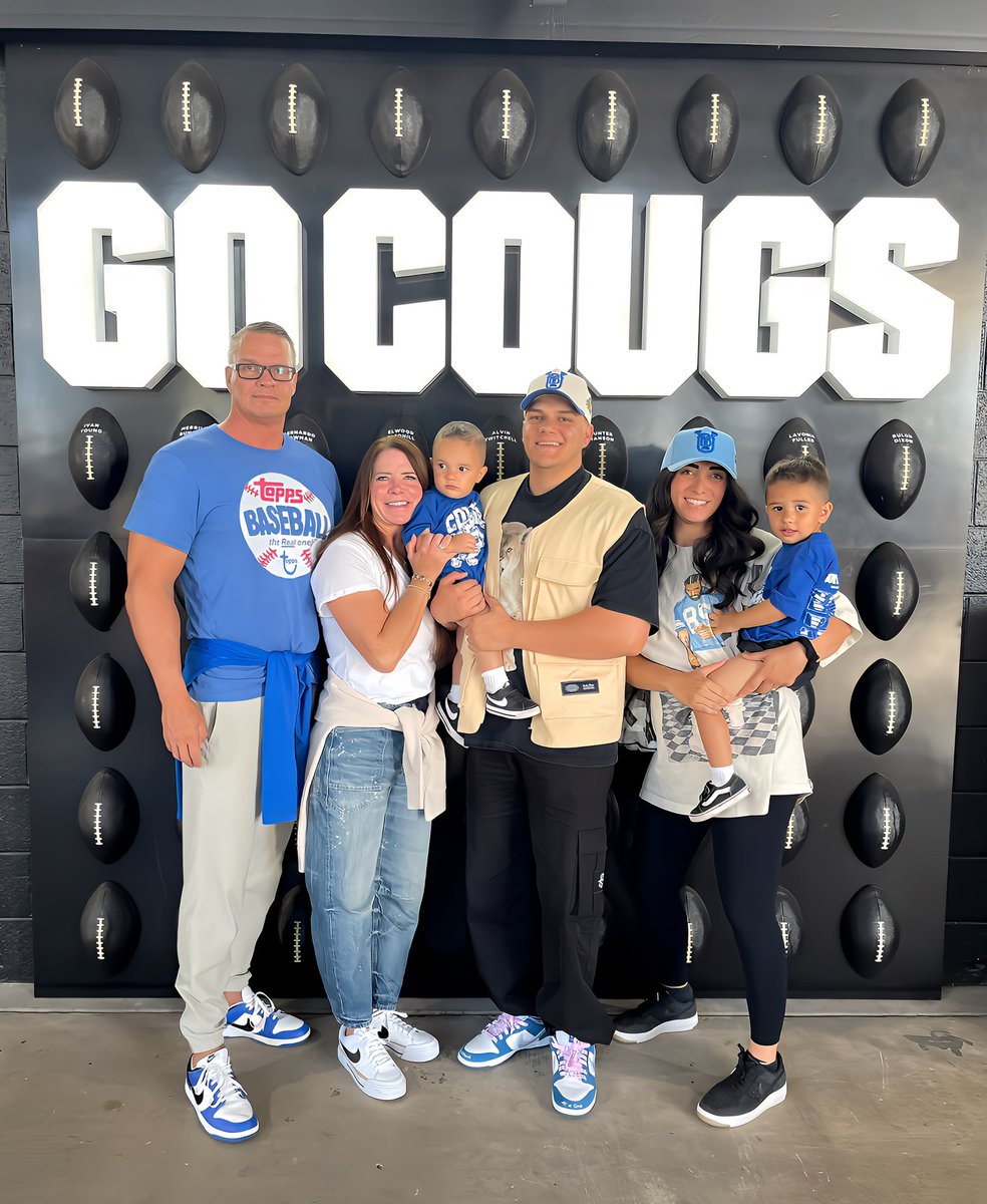 J3ffH3ath's tweet photo. Go Cougs #BYUFootball https://t.co/TPTpkZIOoY